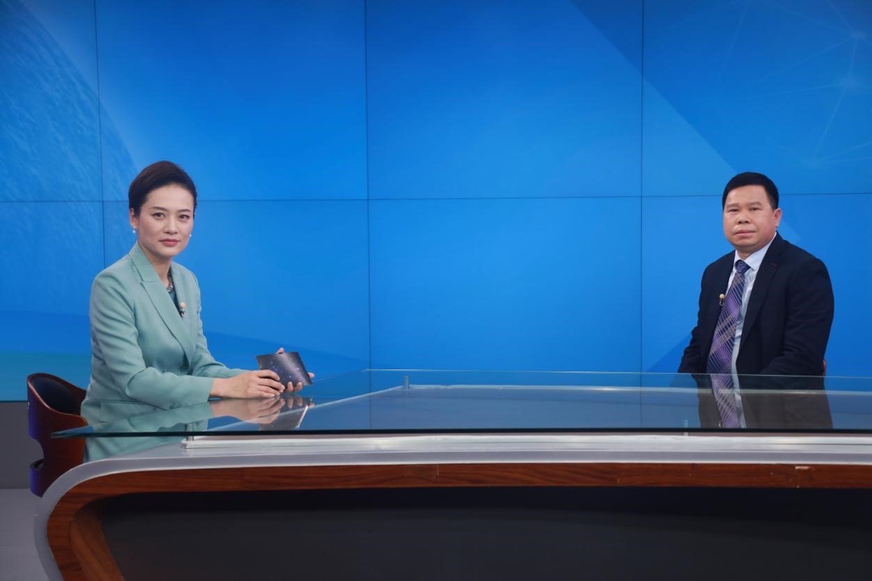 卓越化工成套设备 潘宁忠：让科米乐M6 M6米乐技成果转化成就卓越(图1)