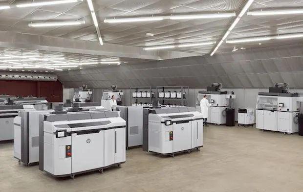 进一步降低大批量3D打印成本惠普推米乐 M6出新自动化3D打印方案(图2)
