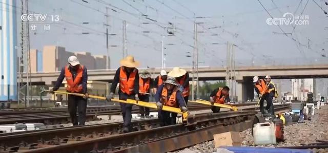 M6 米乐我国自主研发重载铁路智能运维系统发布 具有高度智能化和自动化水平(图1)