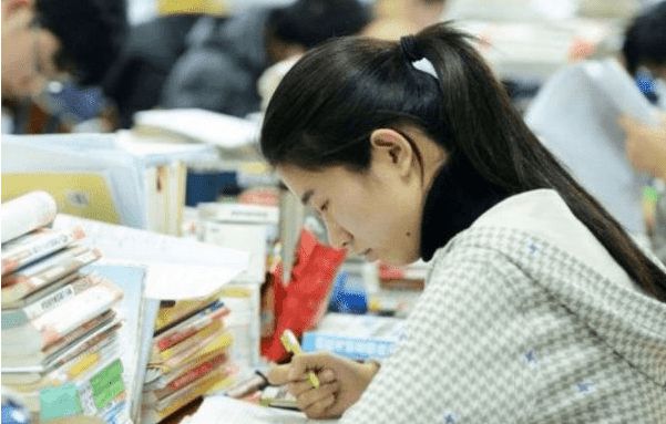公务员招录较多的5类专业竞争小容易上岸想考公务员的可参考M6 米乐(图9)