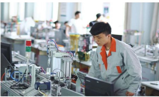 米乐M6 M6米乐对接“中国制造2025”机电一体化专业迎来绝佳发展机遇(图3)