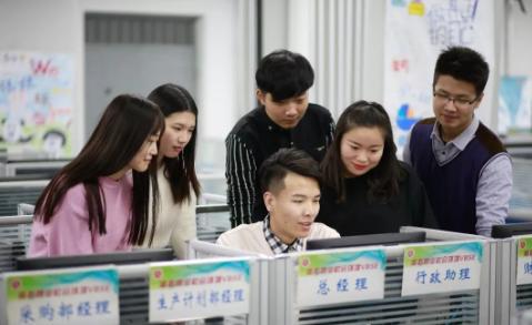 容易考公上米乐 M6岸的6大专业文科生说无压力上岸概率和晋升大(图5)