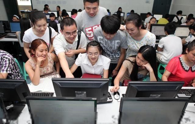 M6 米乐这几个万能专业根本没有听上去那么好就业报考的学生都喊后悔!(图1) M6 米乐这几个万能专业根本没有听上去那么好就业报考的学生都喊后悔!(图1)