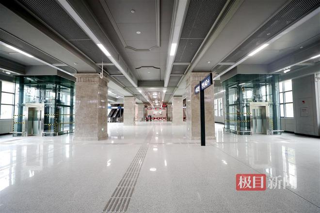 武汉轨道交通5号线调整工程自动售米乐M6 M6米乐检票系统完成“抗压”测试(图2) 武汉轨道交通5号线调整工程自动售米乐M6 M6米乐检票系统完成“抗压”测试(图2)