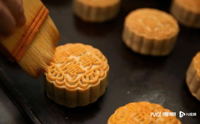 东莞华美一天可生产350万个月饼！自动化生产线立大功米乐 M6(图2)