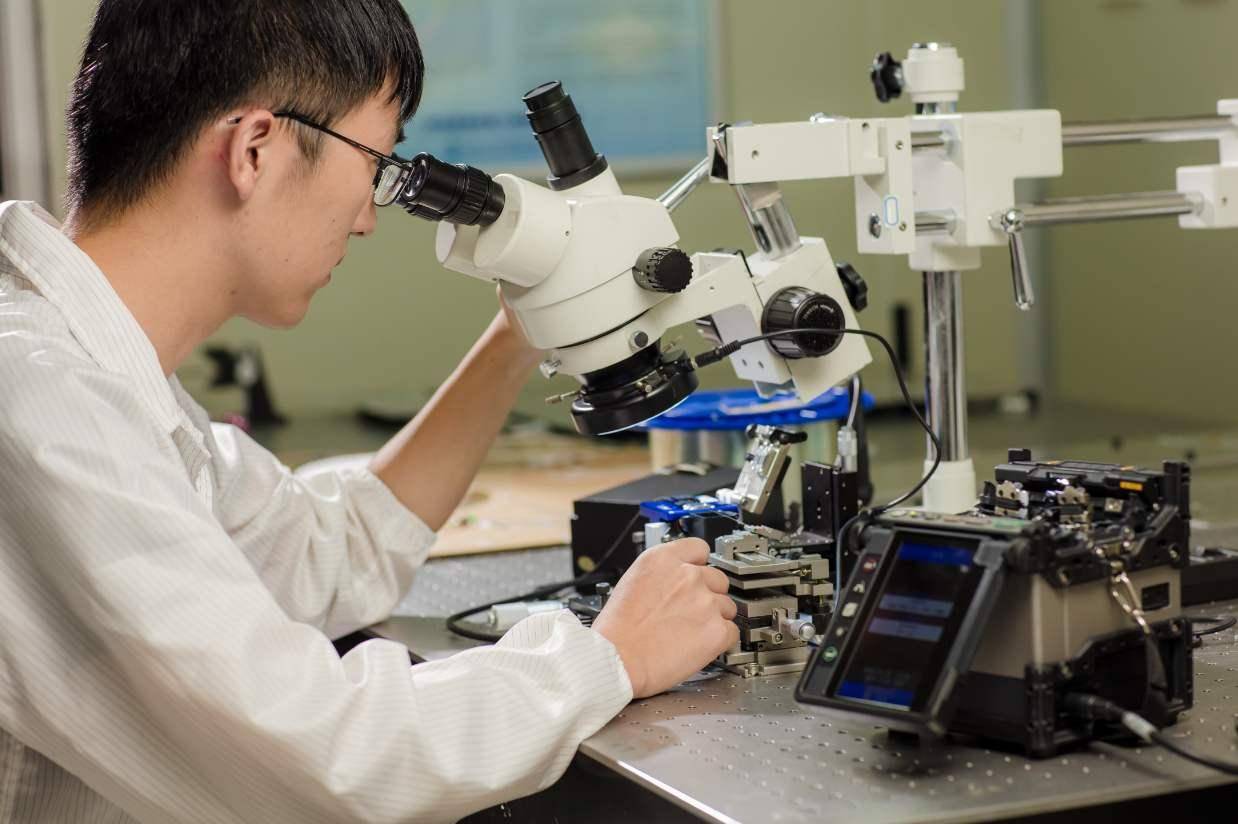 米乐M6 M6米乐本科毕业月工资最高的10大行业高考学子可参考报志愿快看看！(图4)