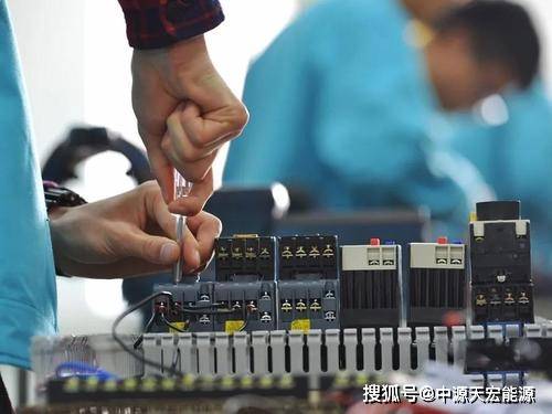 M6 米乐自动化专业毕业能干吗？天天进厂给人调试设备工资倒不低(图3)