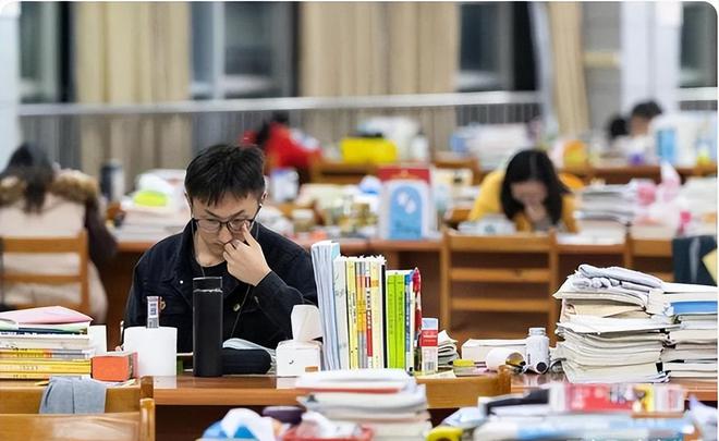 米乐 M6不同专业考研难度分为6大梯队考研大学生要避开“卷王”专业(图7)