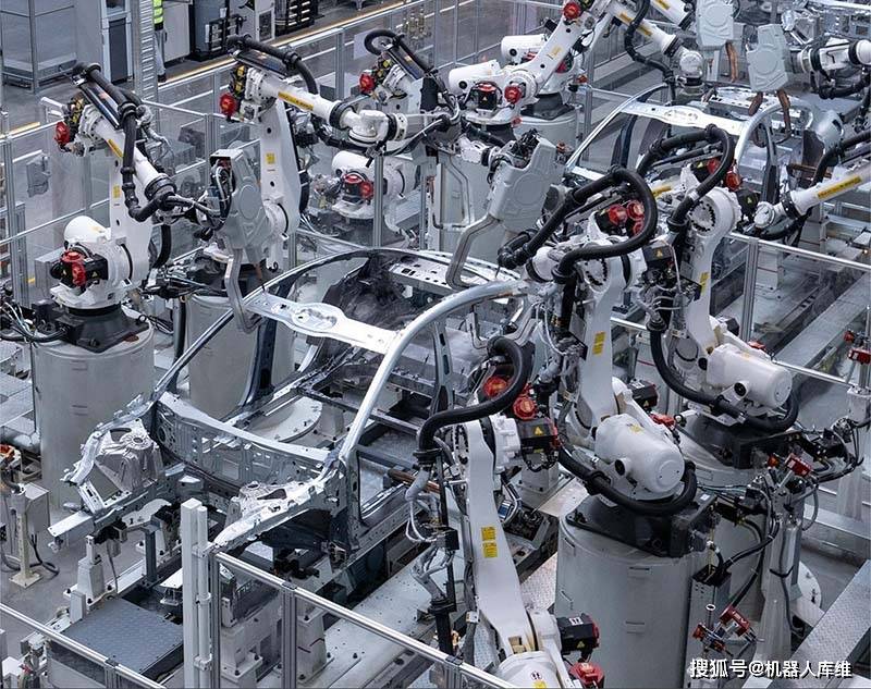 深入探讨小米汽车工厂实施自动M6 米乐化生产线的必要性(图1)