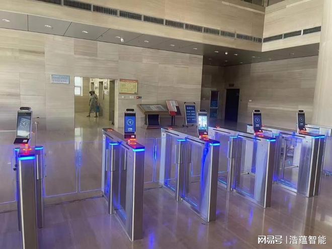 M6 米乐如何选择合适的闸机道厂家(图1)