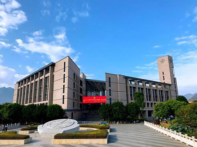 M6 米乐福州大学设施及综合实力解析(图4)